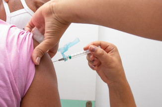 MS libera vacinação da 4ª dose para pessoas acima dos 35 anos