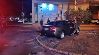 Motoristas embriagados provocam acidente no domingo
