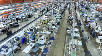 Setor industrial perde 9,6 mil empresas e um milhão de empregos em dez anos