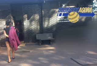 Travesti é presa após invadir clínica para furtar