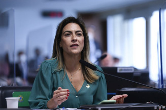 Projeto prevê que empresas de telefonia enviem mensagens sobre desaparecimento de menores