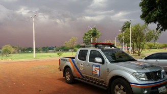 Defesa Civil alerta para vendaval com rajadas de vento em Dourados