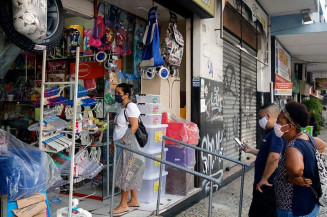 PIB pode crescer 2% este ano, mas 2023 terá desaceleração