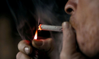 Estudo aponta que procura por tratamento no SUS para deixar de fumar cresceu 35% no ano passado