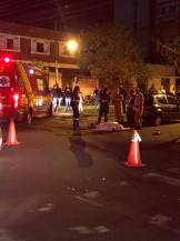 Motociclista morre atropelada por carro no centro de Dourados