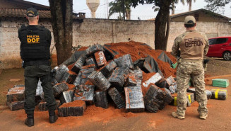 Ação conjunta entre DOF e Defron resulta na apreensão de mais de 5,6 ton de maconha em meio a carga de areia em Dourados