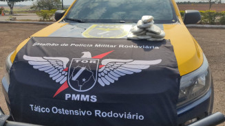 Polícia Militar Rodoviária apreende entorpecente com passageira de ônibus