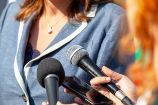 Campanha mobiliza Congresso e diferentes instituições para combater violência política contra mulheres