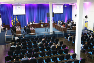 Na primeira de duas sessões desta segunda, vereadores aprovaram oito projetos de lei