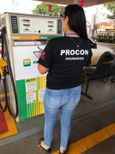 Procon notifica postos para esclarecer aumento no preço da gasolina