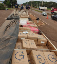 PRF apreende 175 mil maços de cigarros contrabandeados em Dourados