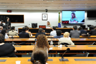 Deputados, entidades e pacientes apoiam uso medicinal do canabidiol