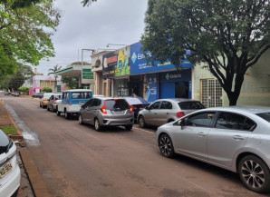 Manifesto de caminhoneiros leva corrida a postos de combustíveis