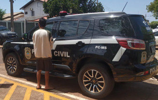 Polícia prende acusado de roubar padaria no Parque das Nações