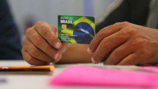 Auxílio Brasil bate novo recorde e chega a 21,53 milhões de famílias em novembro de 2022