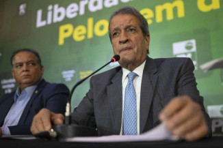 Presidente do PL envia ao TSE relatório questionando urnas no 2º turno; TSE ordena que partido se manifeste também sobre o 1º turno