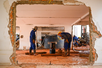 Indústria da construção registra queda no ritmo de crescimento em outubro