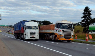Debatedores pedem mudanças em leis trabalhistas diante das novas tecnologias no transporte de cargas