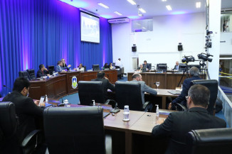 Sessão da Câmara será de manhã na segunda-feira