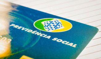 Comissão aprova mudança em carência de benefícios para empregados readmitidos no mercado