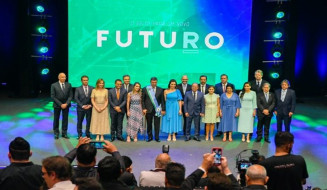 Governador Eduardo Riedel dá posse aos novos secretários estaduais 