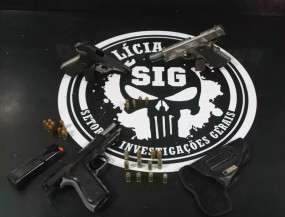 Comerciante preso com armas da polícia paga fiança e ganha liberdade