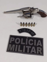 Polícia Militar prende homem por porte ilegal de arma de fogo