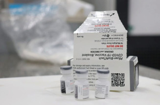 Duas doses de vacina monovalente são exigidas para poder tomar bivalente da covid