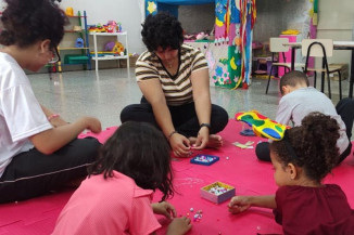 Na UFGD, estudantes com filhos podem assistir aulas enquanto crianças têm recreação na Brinquedoteca