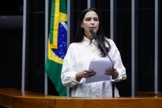 Projeto insere kit de saúde bucal no material escolar da rede pública