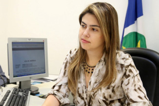 Governo lança programa de distribuição gratuita de absorvente pelo SUS