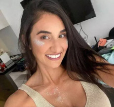 Sobrevivente de acidente pergunta por amigas e vai passar por novas cirurgias