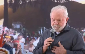Contra invasões, Lula pede pressa para demarcar terras indígenas