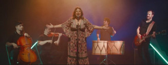 Laura Cyrineu lança novo clipe 'Deixa Fluir'