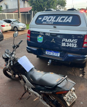 Dois são presos acusados de receptação de moto em Dourados