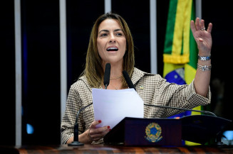 Senadora quer tornar feminicídio crime independente do de homicídio