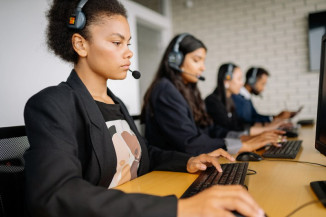 Disque 100 adota protocolo específico para recebimento de denúncias sobre violência nas escolas
