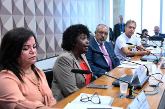 Luta por direitos das domésticas é permanente