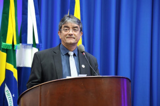Juscelino Cabral solicita estudo técnico para instalação de geradores de eletricidade em UBS