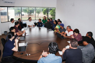 Em reunião com representantes de sindicatos, Alan propõe 6% de reajuste ao servidores