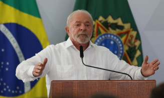 1º de maio: Lula anuncia política de reajuste do salário mínimo e isenção de IR