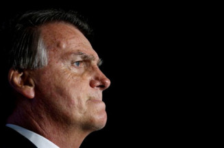 PF vai investigar se Bolsonaro usou cartão de vacina fraudado para entrar nos EUA