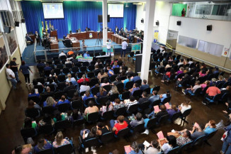 Vereadores aprovam projeto para Dourados consolidar o Piso Nacional aos professores