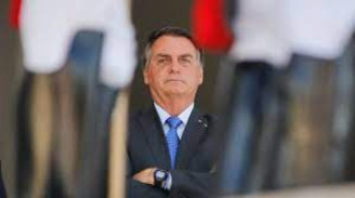 Bolsonaro chega à PF para depor na investigação sobre fraude em cartões de vacina