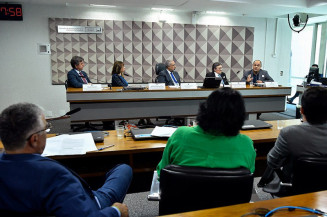Debatedores discordam sobre a Política Antimanicomial do Judiciário
