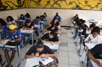 Especialistas defendem metas realistas e financiamento adequado em novo PNE