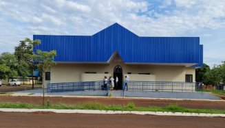 Ceim que criança caiu em fossa funciona em prédio alugado