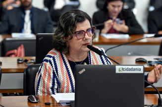 CE aprova regras para passe livre estudantil no transporte público