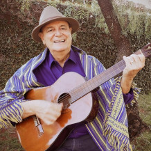 Laerte Tetila lança álbum Amor e Canções neste sábado, no Cineauditório da UFGD