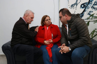 Ministra garante construção da Casa da Mulher em Dourados